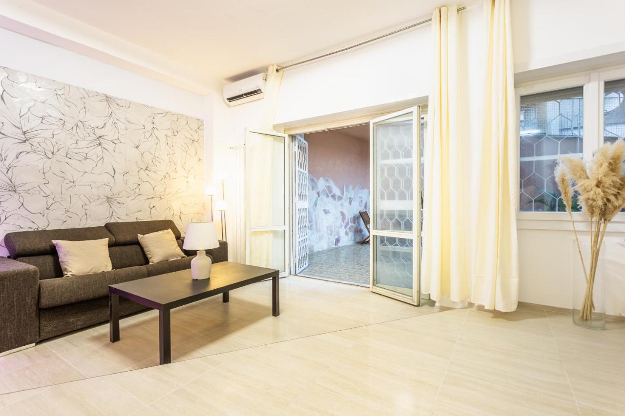 Ethnos Relais Vaticano — Foto 2